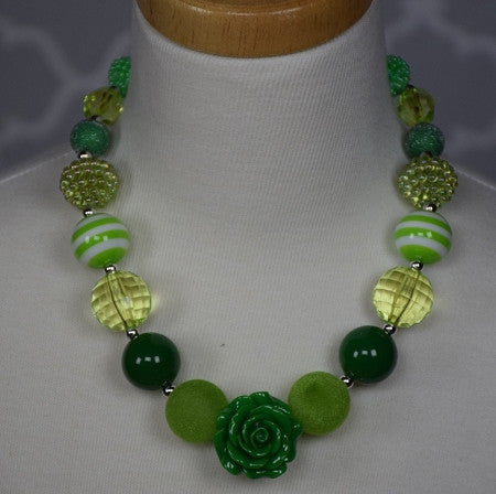 St Patricks Chunky Necklace w/Rose Pendant - Gabskia